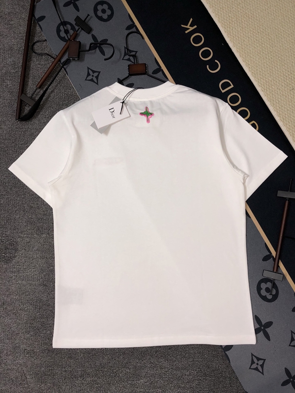 ブランドTシャツ角部分ディテール